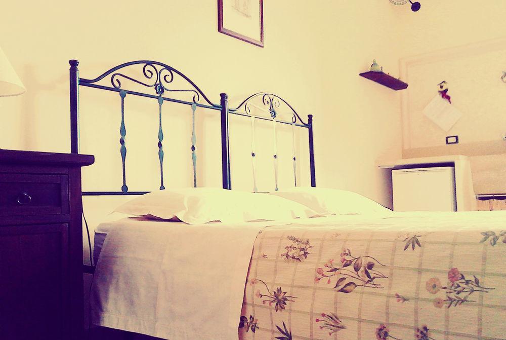 B&B Li Ccoti Cannole Buitenkant foto